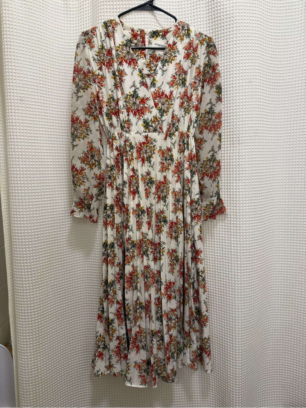 Pinkyotto White Floral Long Sleeve Pleated Midi Dress